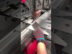 Kundenspezifischer dünner Metallstempelbogen zerteilt das Blech-Aluminium, das Prozess stempelt